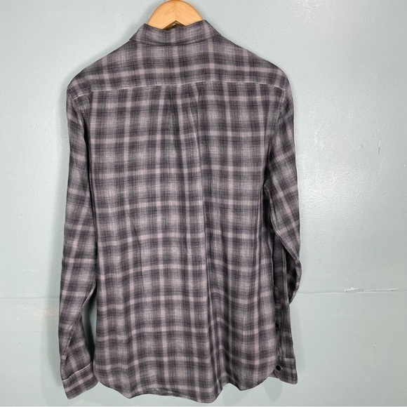 Vince Classic Fit M‎ Plaid Black Gray Button Up Shirt - Picture 6 of 6